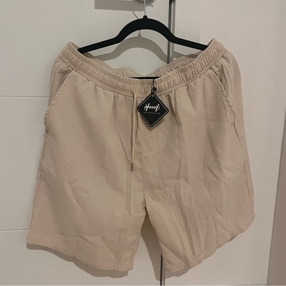 Men’s Beige Knitted Waffle Drawstring Shorts Size Large NWT